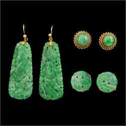 Pairs of gold carved jade pendant earrin