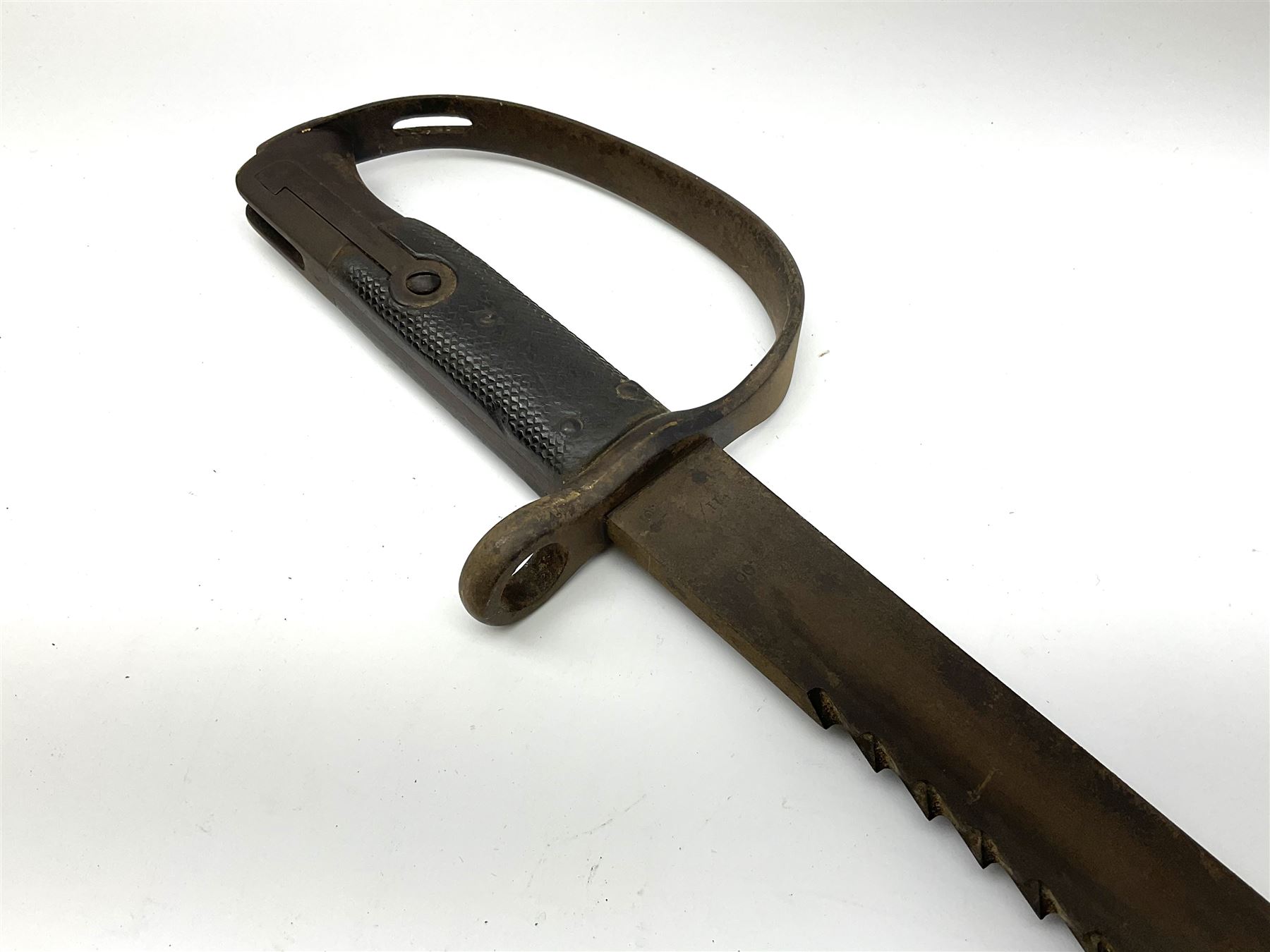 Pattern 1879 Martini Henry Carbine heavy artillery sawback sword