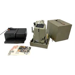 Boxed Zeiss Ikon compact projector, boxed, together with Eumig P8 Imperial projector in case