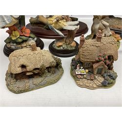 Country Artists figures, to include Bluetit, Elephant, Bluetit on tap etc, together with Lilliput Lanes and other similar items 