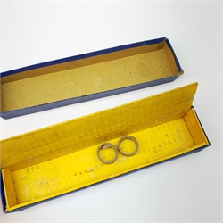 Hornby Dublo - EDLT20 electric three-rail Castle Class 4-6-0 locomotive 'Bristol Castle' No.7013 with tender, in plain blue box