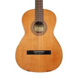 1970s Santiago S2 classical Spanish guitar, in carry case, guitar L101cm