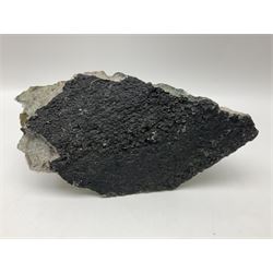 Amethyst crystal geode cluster, with well-defined crystals of various sizes, H10cm, L30cm