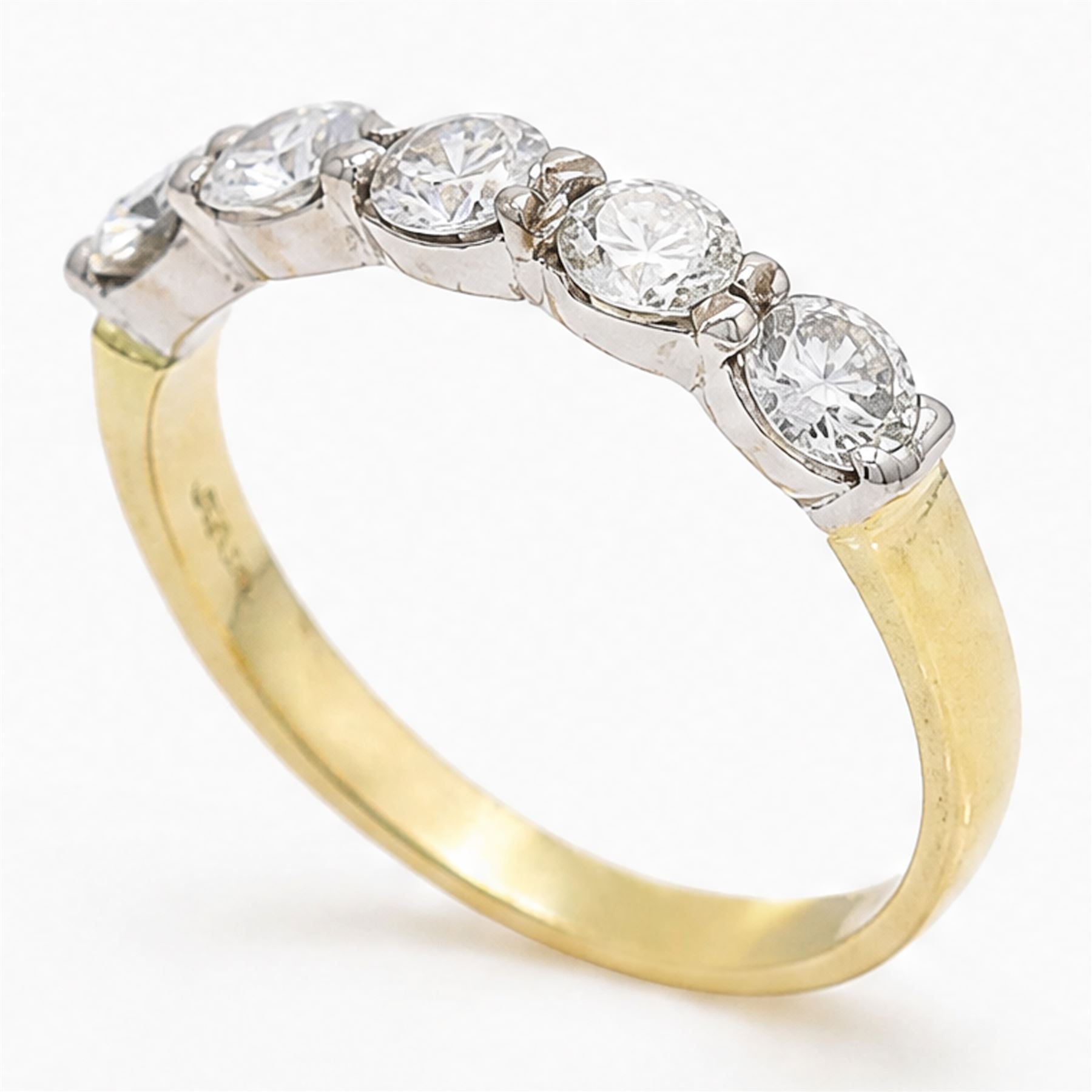 18ct gold diamond ring, set with five round brilliant cut diamonds, hallmarked, total diamond weight approx 0.55 carat
