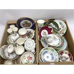 Quantity of ceramics to include Shelley 'Duchess' pattern tea cup, saucer and plate, Shelley 'Wild Flowers' teacup and saucer, Portmeirion teapot, bowl and plates, Limoges plate, Spode plate and other various ceramics and collectors plates etc