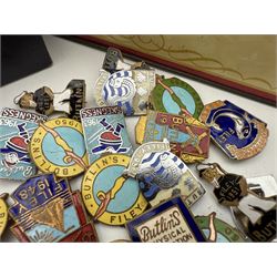 Collection of Butlins enamel pin badges, mostly 1940s/50s Filey examples, together with other enamel pins and costume jewellery