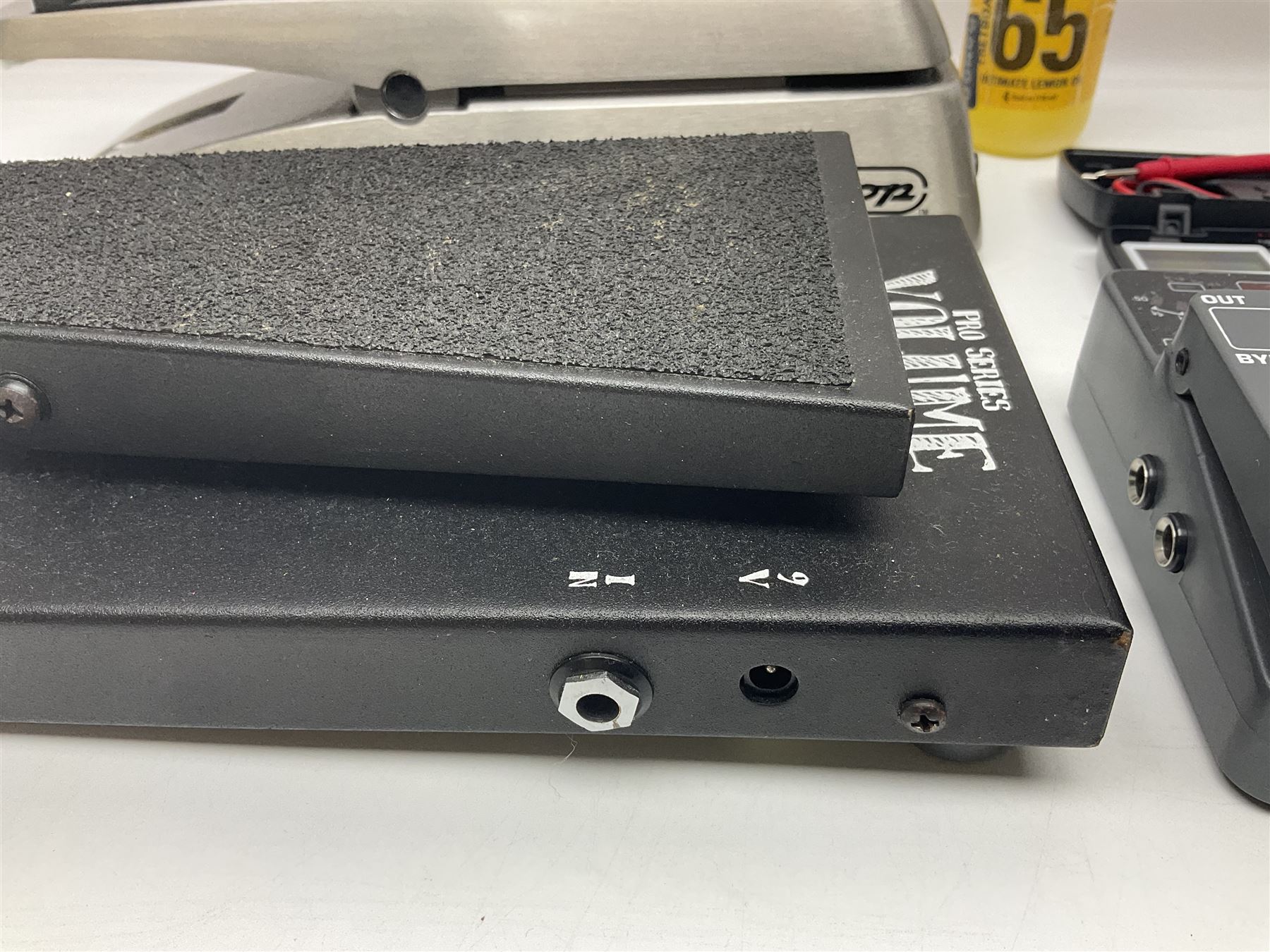 Dunlop Volume Pedal, Morley Pro Series Volume pedal, Behringer TU300 Chromatic Tuner, Sealey Digital multimeter etc; in Antler carrying case