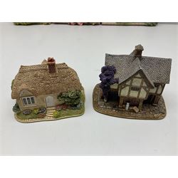 Fourteen Lilliput Lane models, to include Hidden Cottages, Busmans Holiday,  The Briary, The Old Grammar School etc, together with three Lilliput Lane plaques, all models with original boxes (17) 