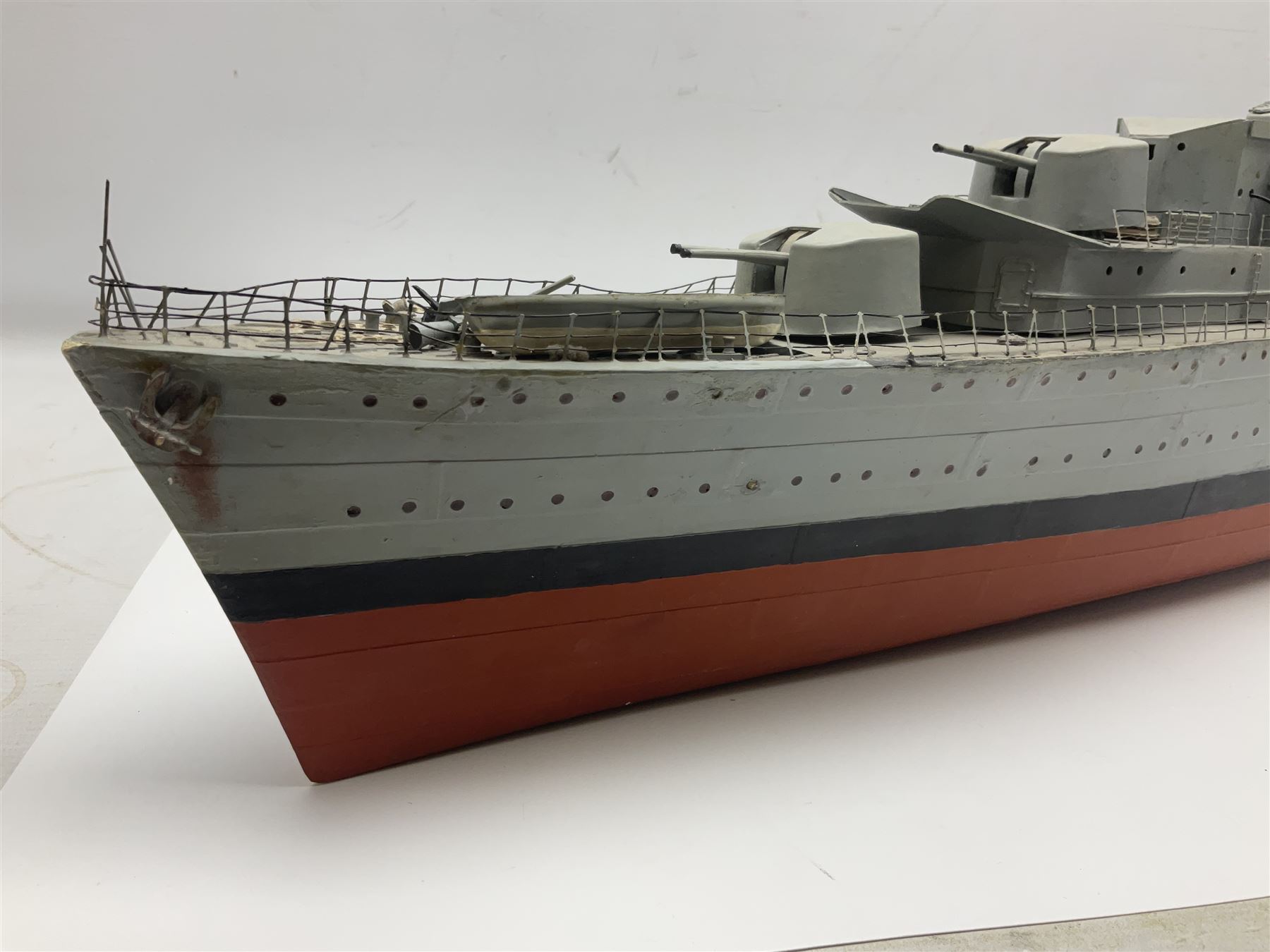 Model of the WWII K-Class Destroyer HMS Kelly, fitted with remote control equipment, untested (no controller), approximately L110cm
