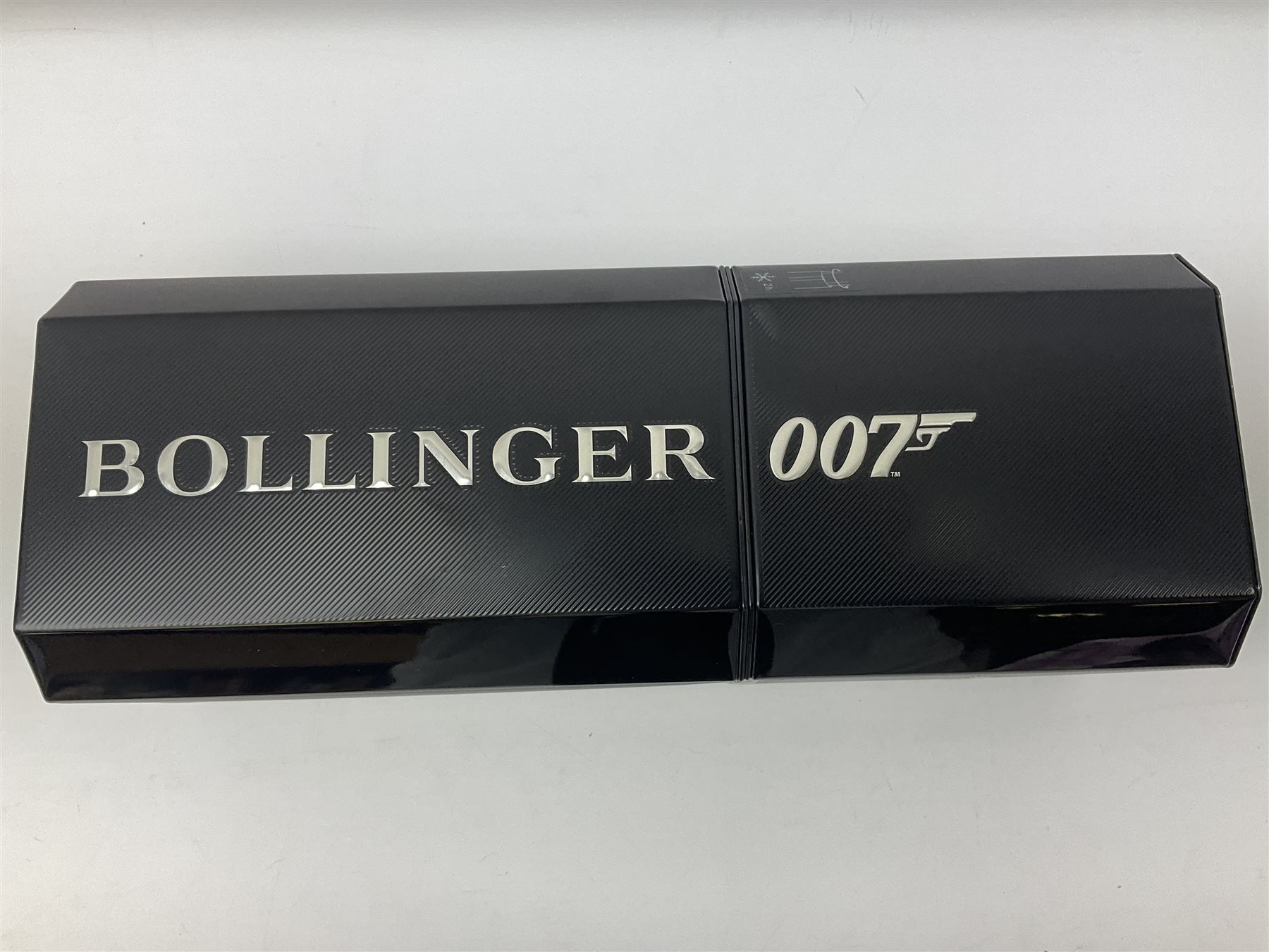Bollinger Millesime 2009 James Bond 007 Spectre champagne, housed in original black twist open presentation case, with tags and bag, 75cl, 12% vol
