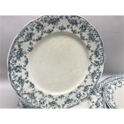 Late 19th/early 20th century Bishop & Stonier Torbay pattern dinner service, comprising Eleven dinner plates, 12 tea plates, two meat platters of various sizes, two serving dishes, two sauce boats and stands, eleven side plates, two large covered tureens, two small covered tureens and two ladles (48)