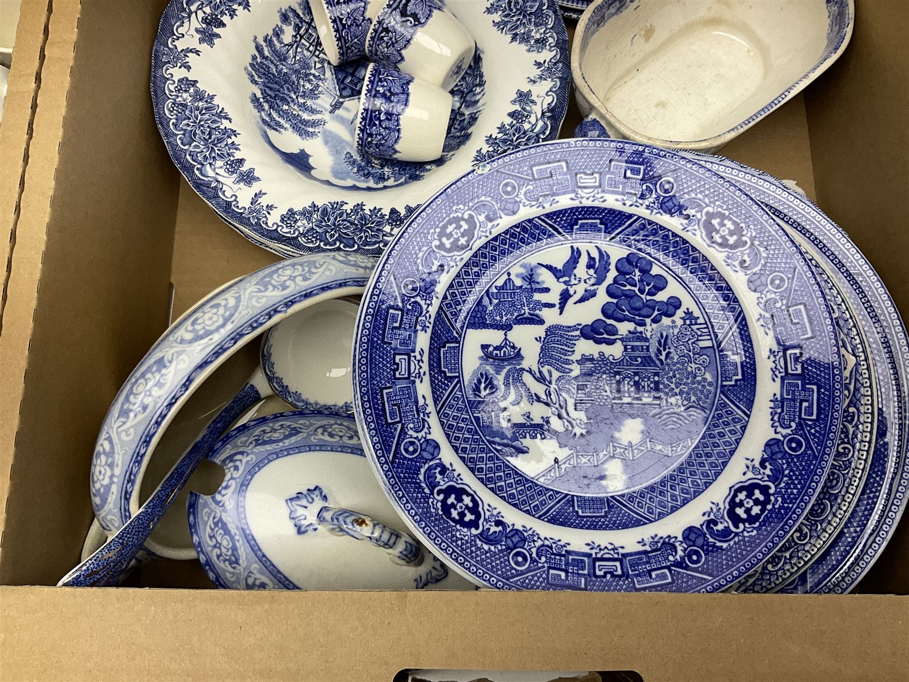 Large collection of blue and white ceramics, to include Spode Italian pattern with blue mark, Wood and Sons Yuan, pickle dish, Delft style etc, dinner plates, tea wares, bowls etc in six boxes