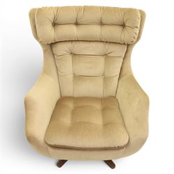 Parker Knoll - 'Blofeld' type model 1028 Statesman swivel chair, upholstered in grey velvet fabric, raised on a teak five point base  