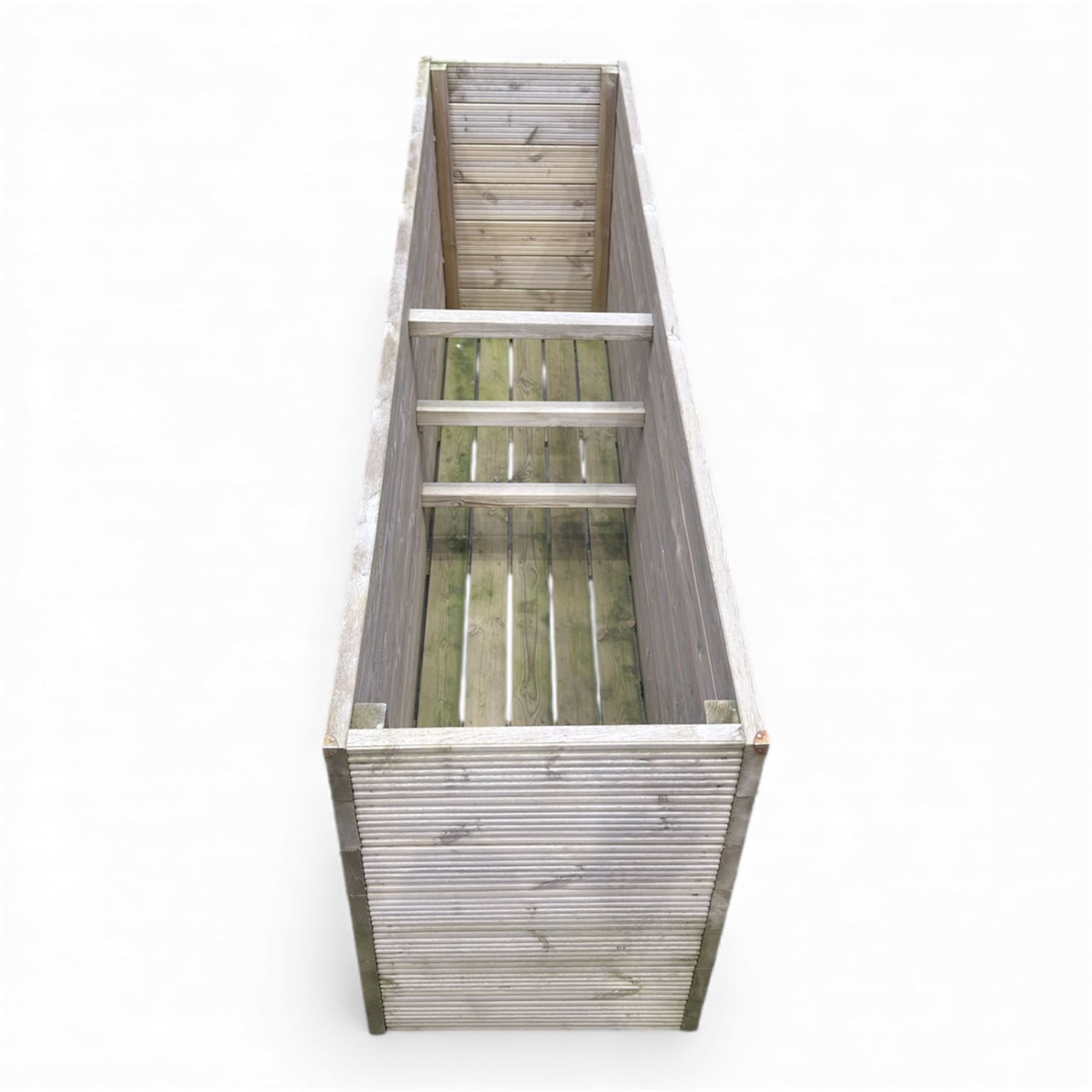 Large Decking planter with centre braces