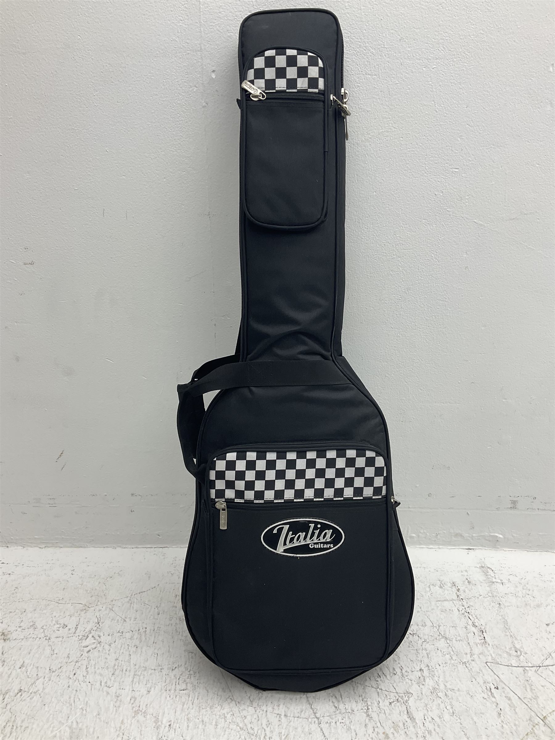 Italia Mondial electric guitar in blue with independent pick-ups, serial no.150066 L100cm; in original Italia carrying case 