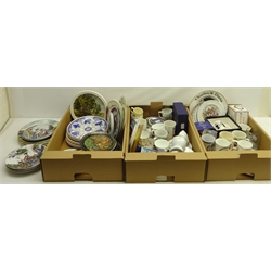  Collection of commemorative ware & collectors plates including Ringtons, Spode, Royal Doulton, some boxed and others in three boxes  