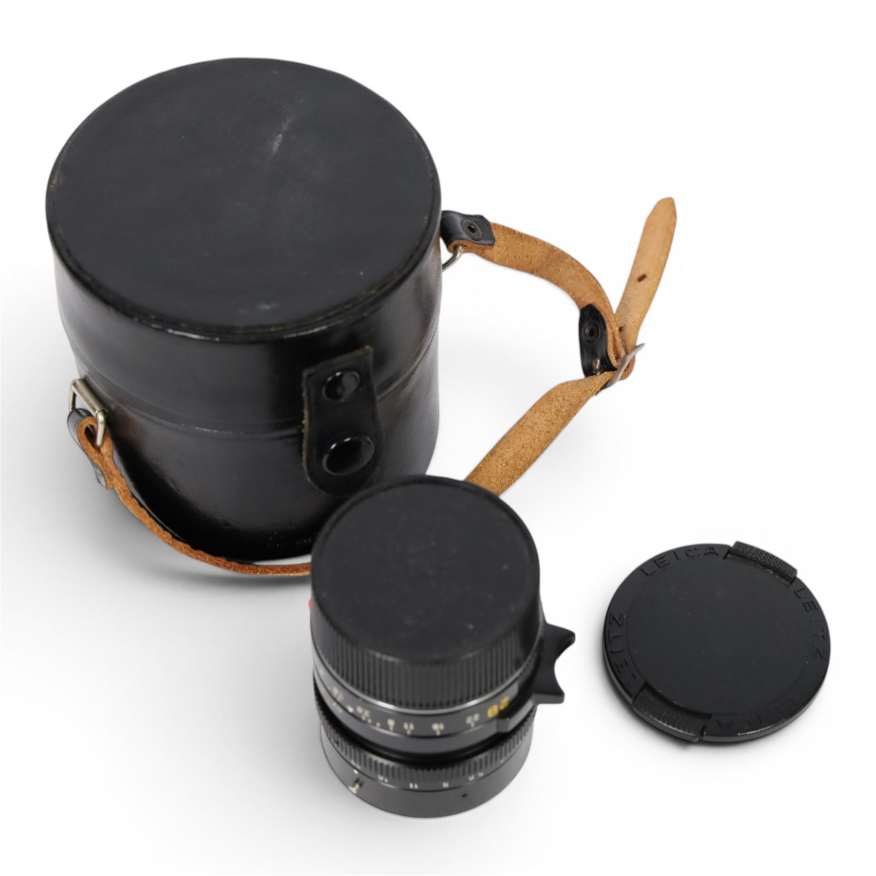 Leitz Elmarit-M 1:2.8 f=28mm lens, serial no. 3245263, in a leatherette case