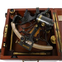 IVORY LICENCE Late 19th century Heath & Co Hezzanith sextant c.1898, brass and black lacquer with silvered dial, contained within a mahogany case, with a Hezzanith false horizon and oil lamp attachment