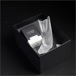 Lalique model of a swallow frosted glass bookend, inscribed 'Lalique France' H15.5, and 'pivoine' scented candle in box (2)