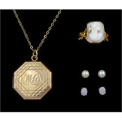 9ct gold jewellery including pair of opal stud earrings, cameo ring, locket pendant necklace and a pair of pearl stud earrings