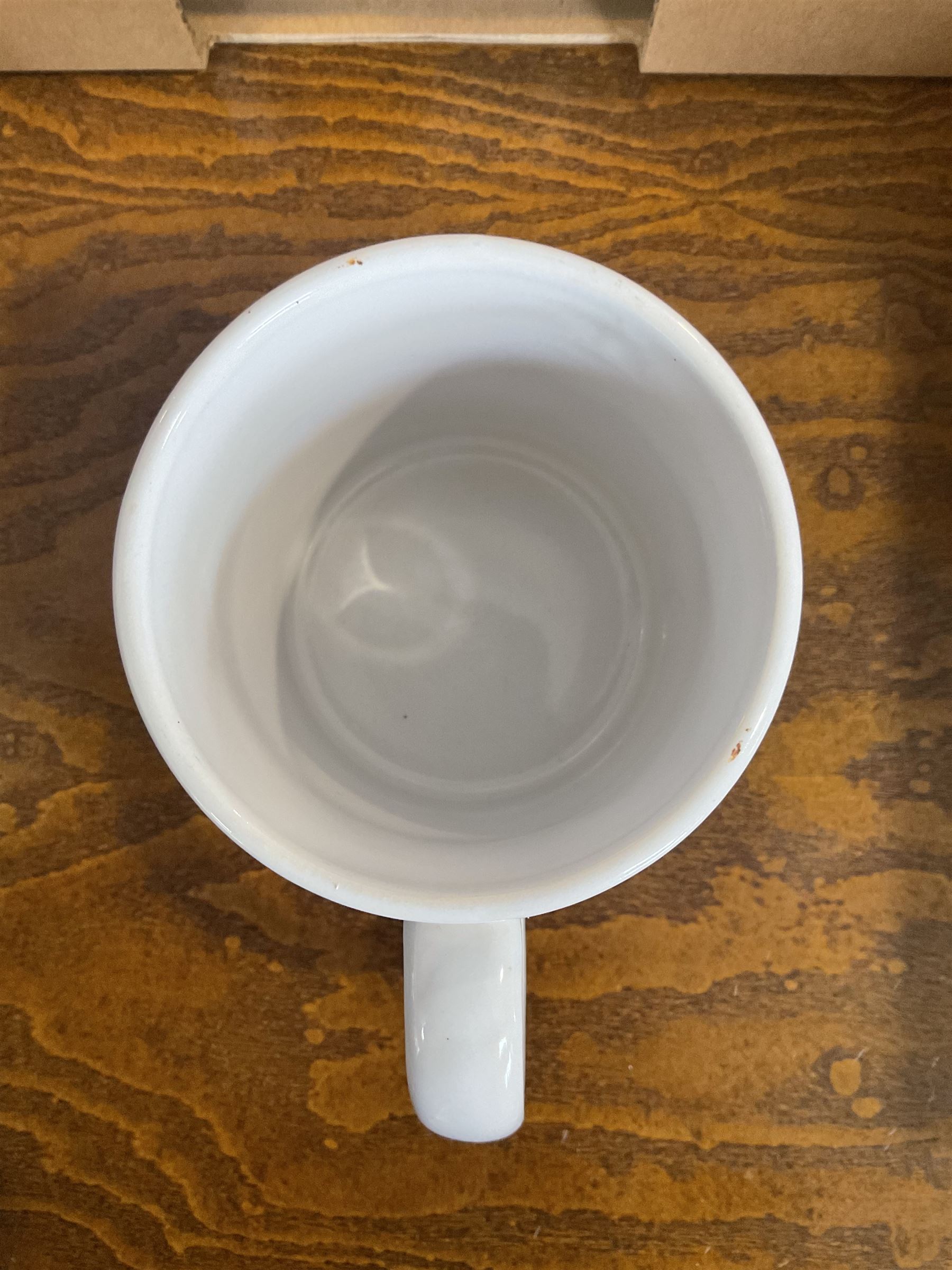 White ceramic same type mugs (100)- LOT SUBJECT TO VAT ON THE HAMMER PRICE - To be collected by appointment from The Ambassador Hotel, 36-38 Esplanade, Scarborough YO11 2AY. ALL GOODS MUST BE REMOVED BY WEDNESDAY 15TH JUNE.