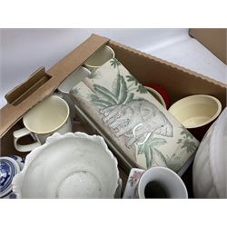 Doulton Lambeth Slaters vase of baluster form decorated with flowers, Chinese ginger jar in the form of a pumpkin, three Le Creuset red ramekins, Hornsea, Paragon Athena pattern tea wares, jardinière and other ceramics in two boxes 