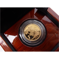  Fourteen Gold proof full sovereigns - a complete run from 2006 to 2019, all boxed or cased with certificates, a rare opportunity to acquire a complete run of gold proof sovereigns including 2012 and 2017 with special reverse designs  