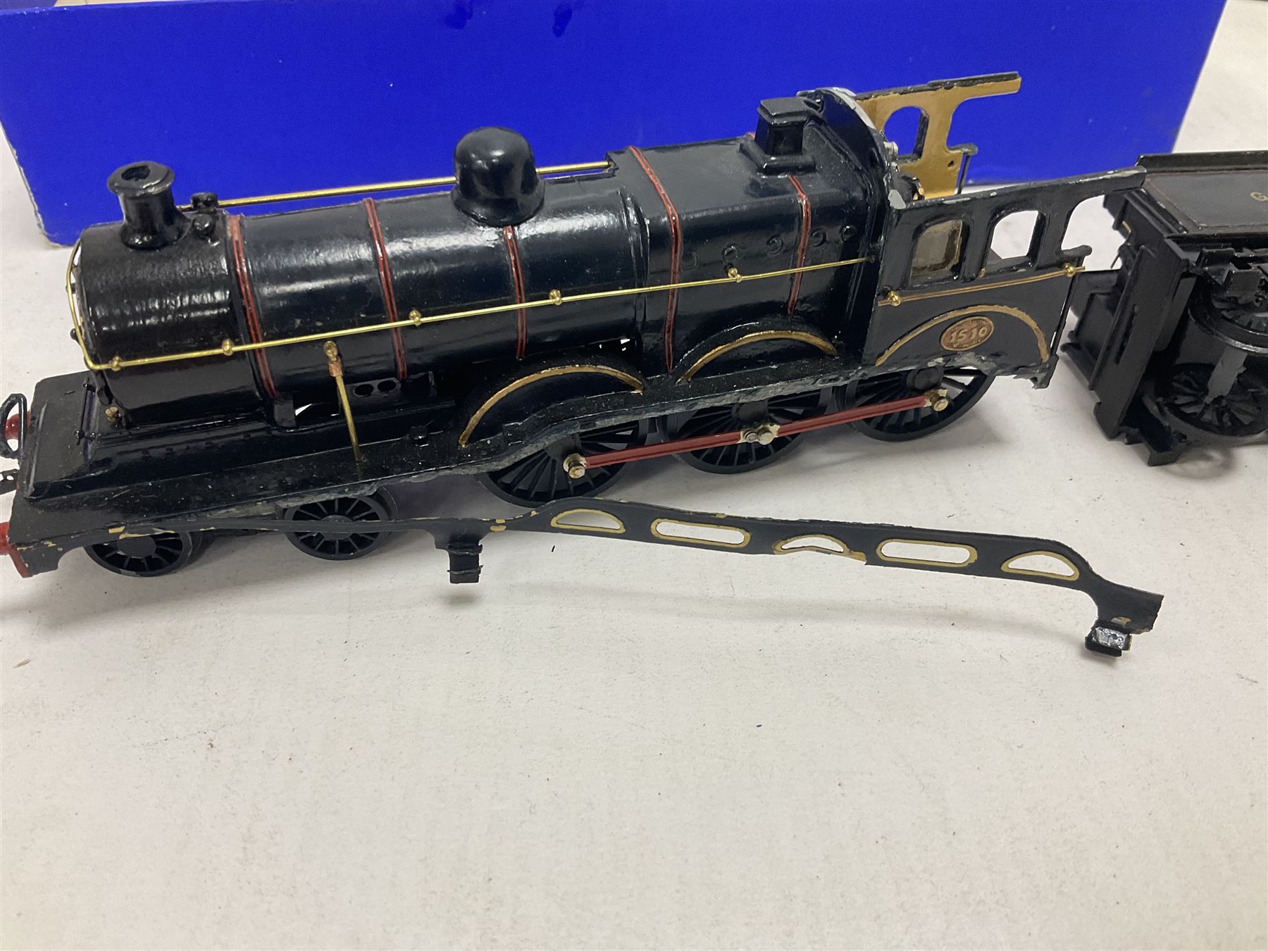 ‘00’ gauge - three kit built steam locomotives comprising GER Class S69/B12 4-6-0 no.1510 finished in GER blue, with McGowan Models box; Aspinall Class 1008 2-4-2T no.50887 finished in BR black, with McGowan Models box; MR/LMS Class 1P 0-4-4T no.1268 finished in LMS black with Craftsman Models box (3) 