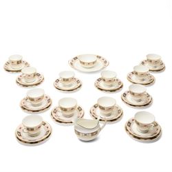 Royal Crown Derby 'Derby Border' pattern part tea service, comprising twelve teacups and s...