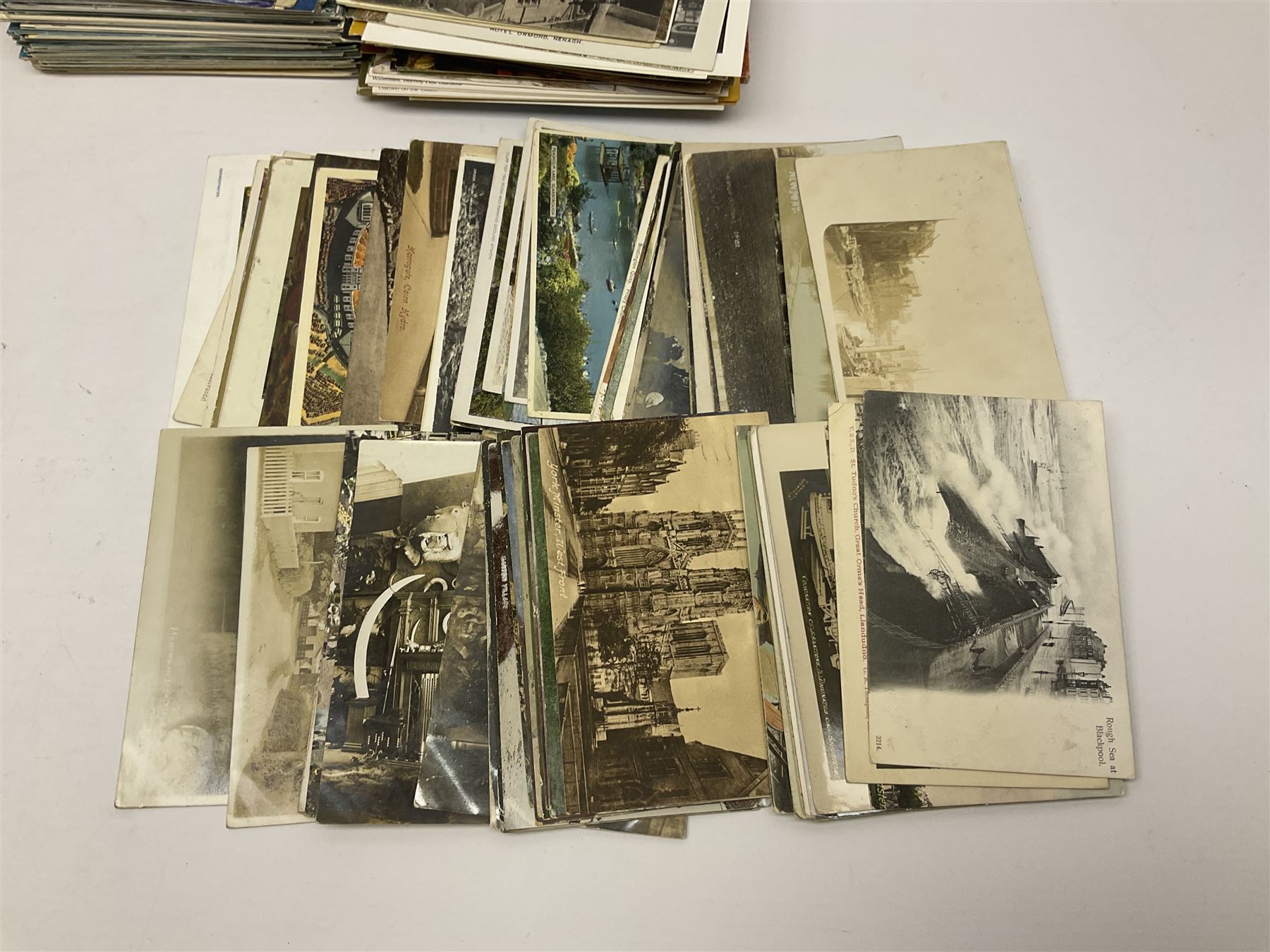 Edwardian and later postcards including shipping, greetings, British topography, Yorkshire and Lincolnshire with some real photographic, novelty pull-out, actresses etc