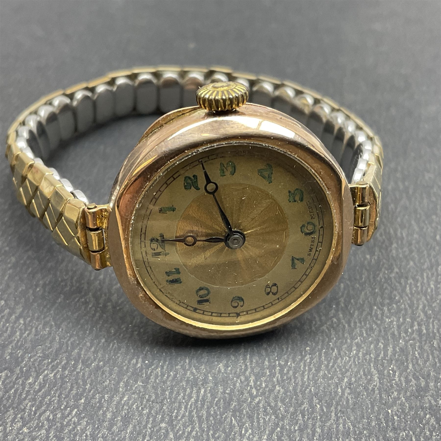 9ct gold jewellery, including rose gold cased ladies wristwatch on gilt stretch strap, pair of small hoop earrings and three other odd hoop earrings