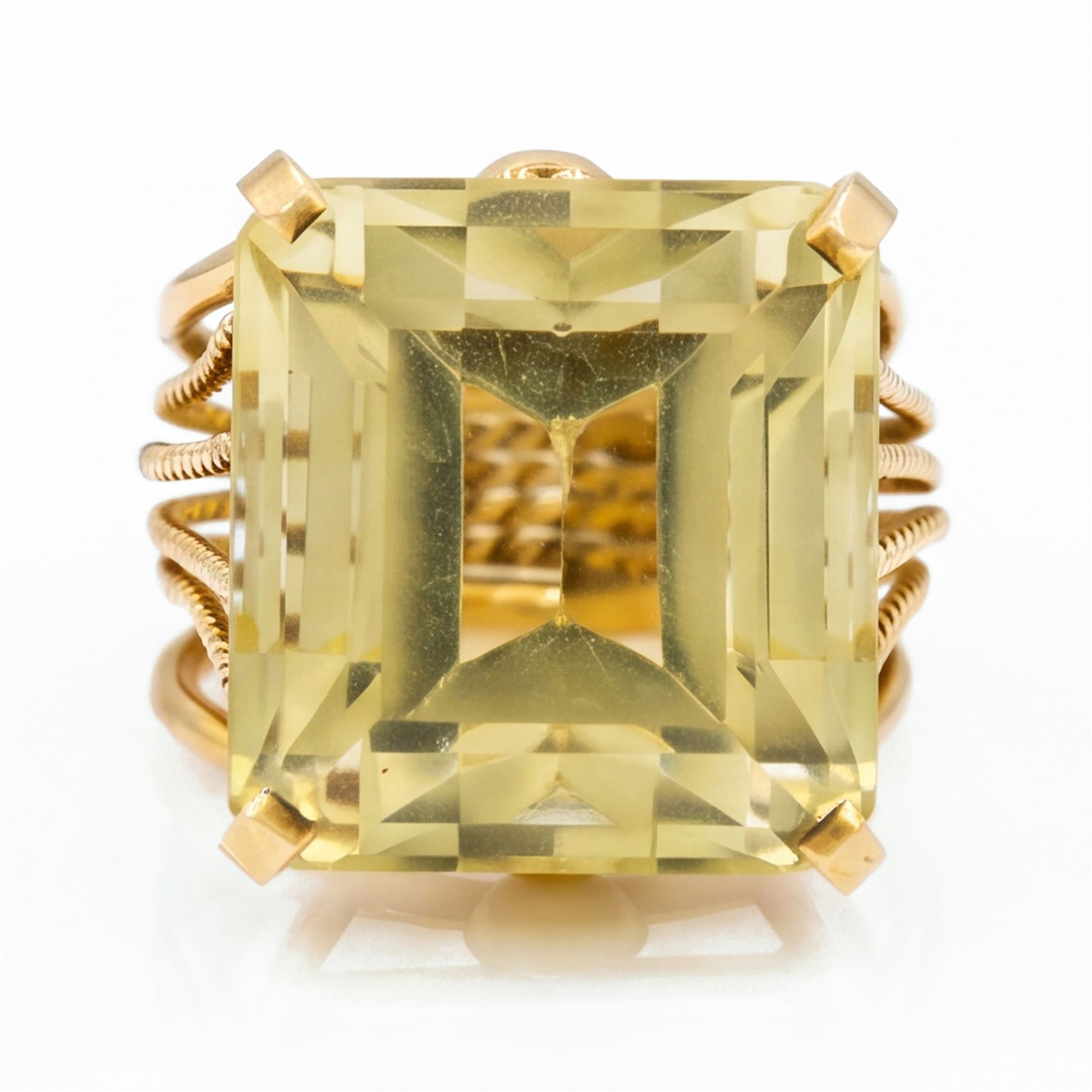 18ct gold citrine ring, single large octagonal cut citrine, with split rope twist design shoulders
