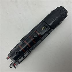 Hornby Dublo - 3-rail Class 4MT Standard tank 2-6-4 locomotive No.80059 in lined BR black; in original box