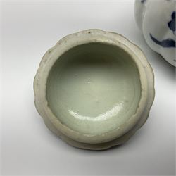 18th century Chinese blue and white teapot, painted with floral sprays, with lobed body and cover, H11cm