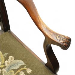 Set of eight (6+2) early 20th century Chippendale design mahogany dining chairs, waved and pierced ladder back carved with shells and curled leaves, moulded upright rails, dished seats with upholstered drop-in seat cushions, on square moulded supports united by plain stretchers 