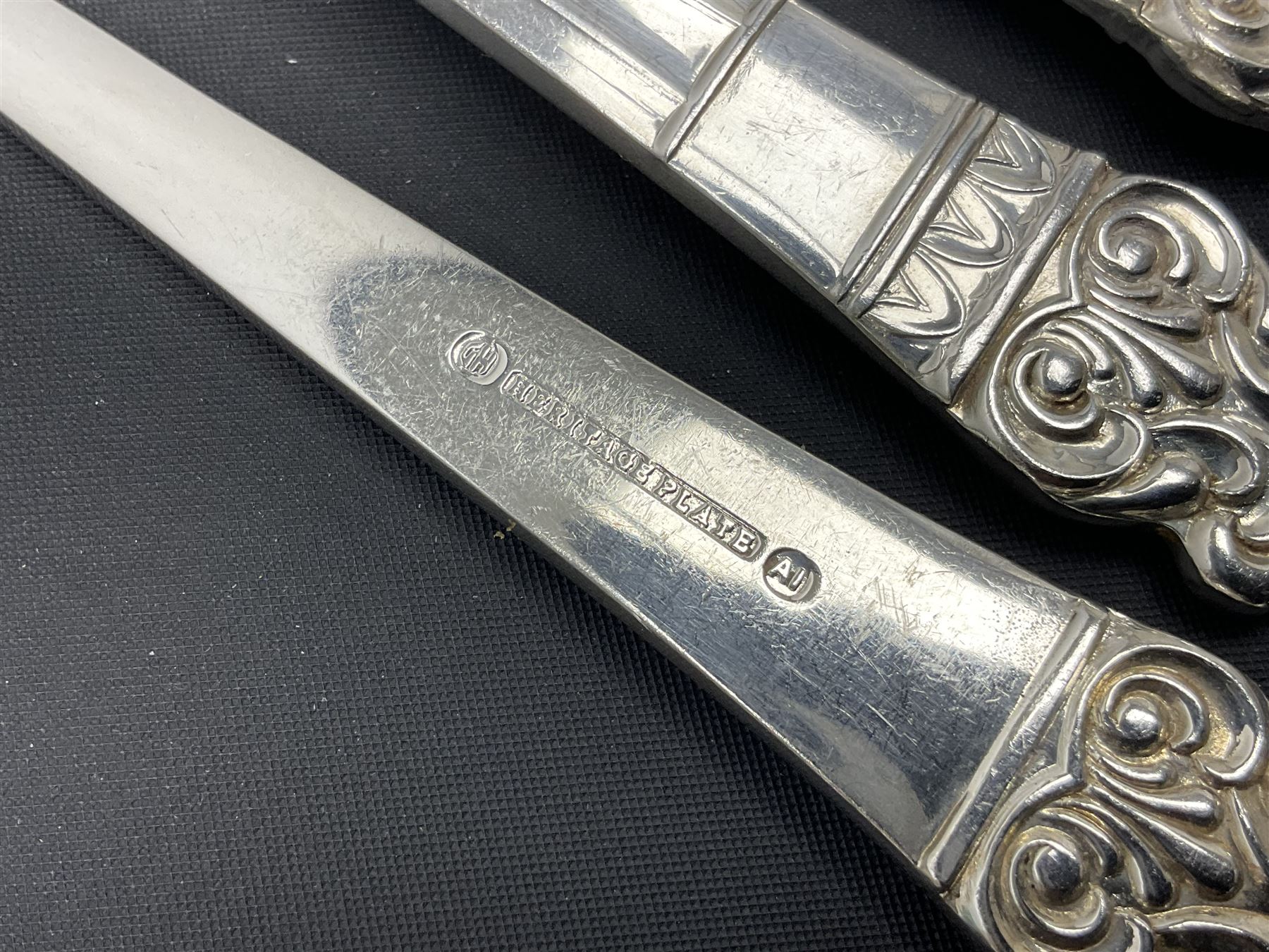 Gee & Holmes Ltd Elizabethan pattern part canteen of silver plated cutlery, stamped GH Heritage Plate