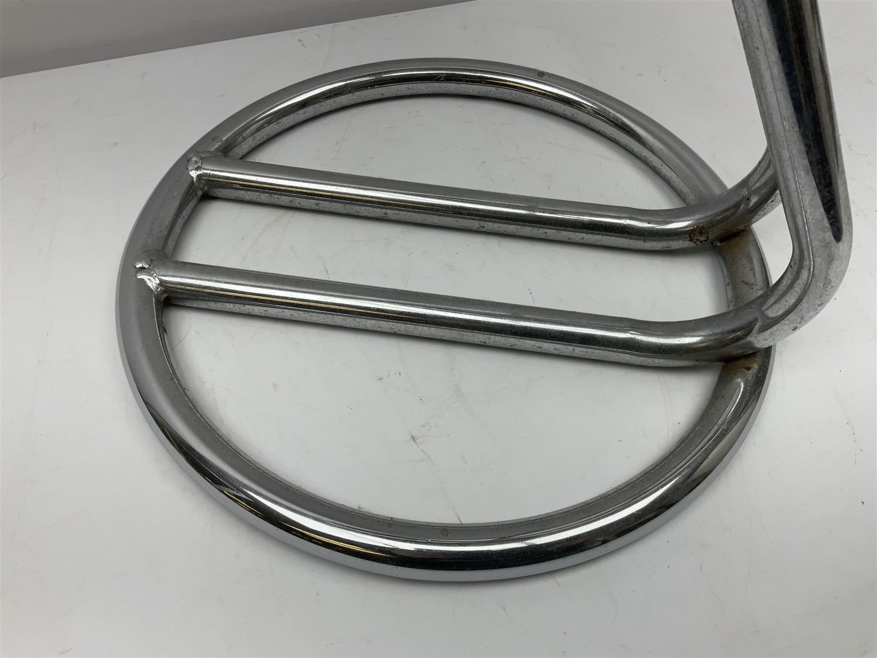 Metal bar stool with padded seat, H80cm 