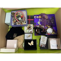 9ct gold cubic zirconia ring, Baccarat glass ring, silver jewellery, large collection of costume jewellery including Burberry brooch, Monet earrings and Esso England World Cup Squad tokens