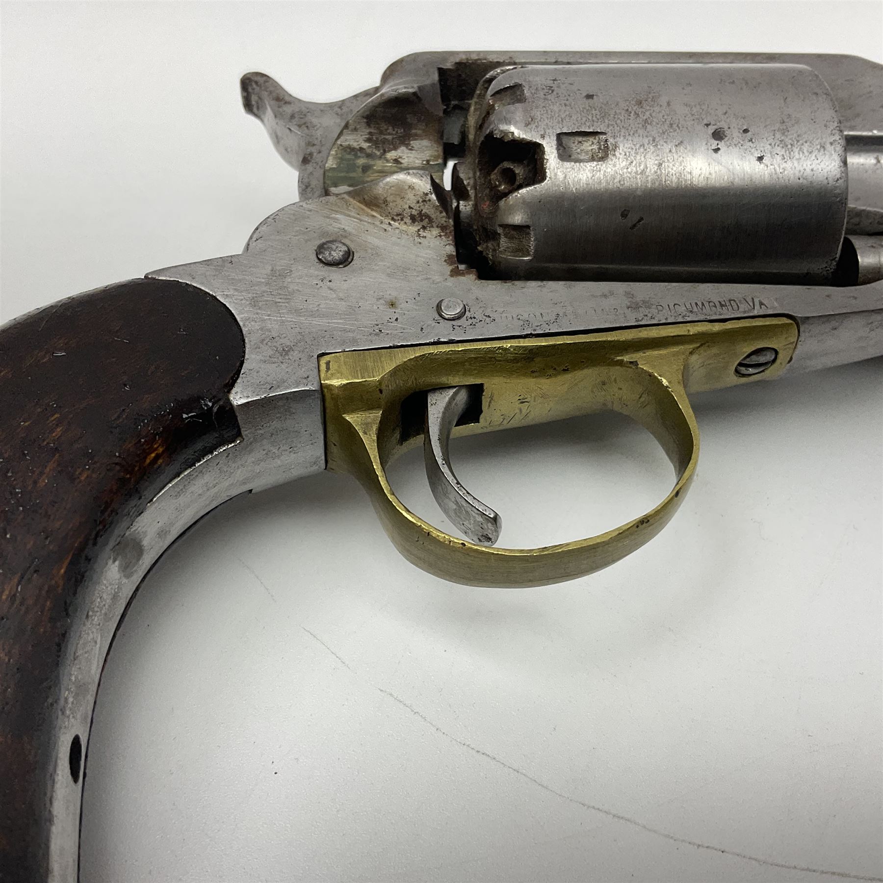 Remington Richmond Virginia .44 six-shot army revolver, the 20cm(8