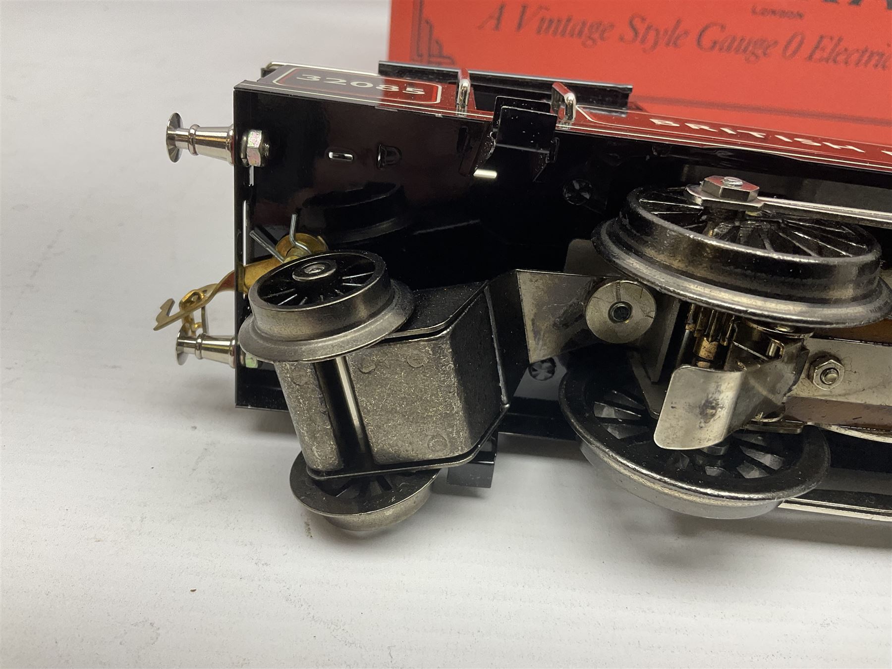 Ace Trains '0' gauge - E/2BR 4-4-4 tank locomotive No.32085 in BR black; boxed with original packaging