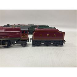 Hornby ‘00’ gauge - four steam locomotives comprising Britannia Class ‘Britannia’ 4-6-2 no.70000 in BR green; Britannia Class ‘Oliver Cromwell’ 4-6-2 no.70013 in BR green; Princess Class 4-6-2 no.6201 in LMS crimson; Coronation Class ‘Duchess of Sutherland’ 4-6-2 no.6233 in LMS crimson; one further tender (5) 