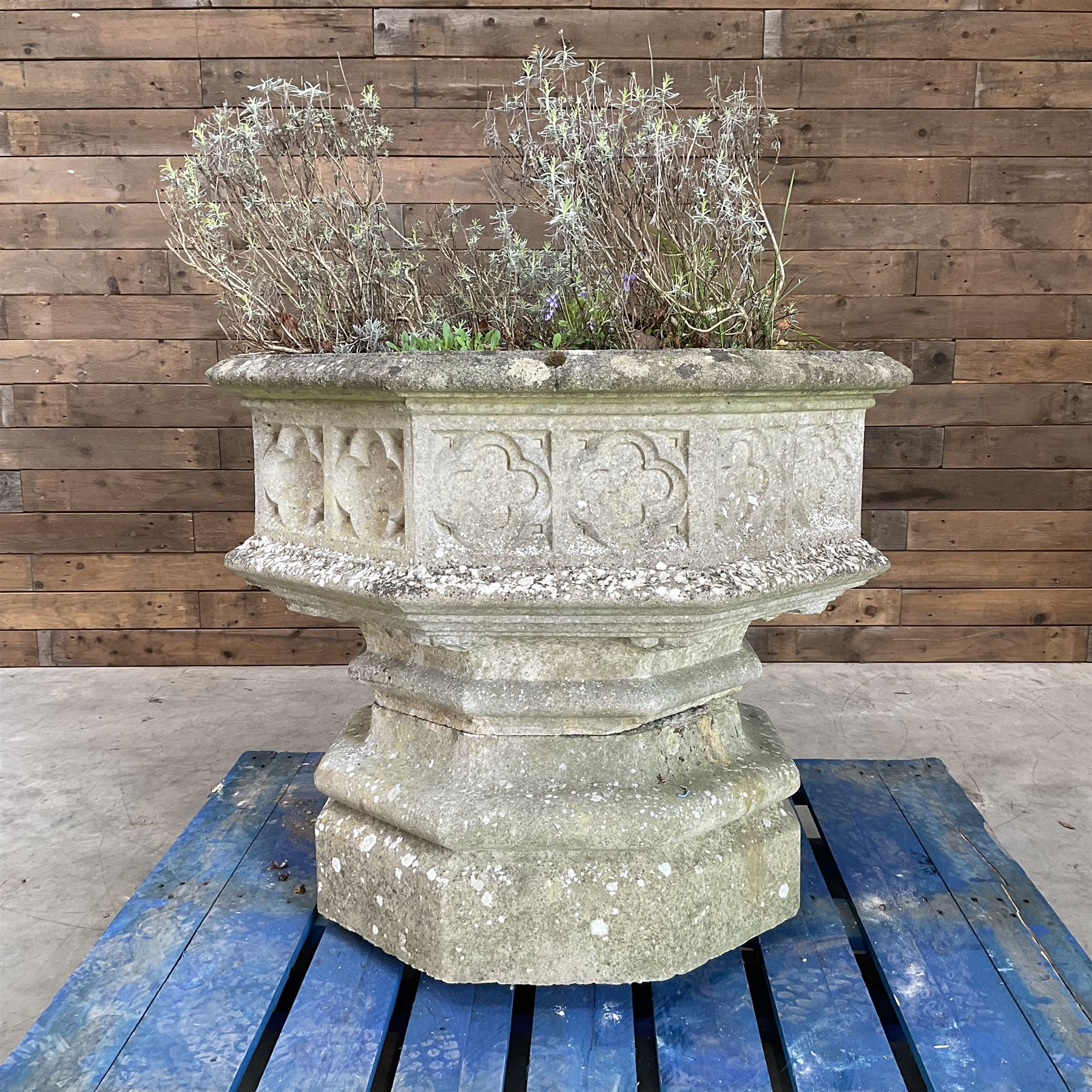 Large gothic design octagonal cast stone centre-piece urn olanter, quatrefoil decoration 