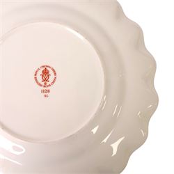 Four Royal Crown Derby Old Imari 1128 pattern fluted dessert plates, D21cm