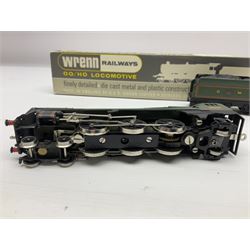 Wrenn '00' gauge - Rebuilt Bulleid Pacific Merchant Navy Class 4-6-2 locomotive 'Clan Line' No.35028 in GW Green; boxed with instructions