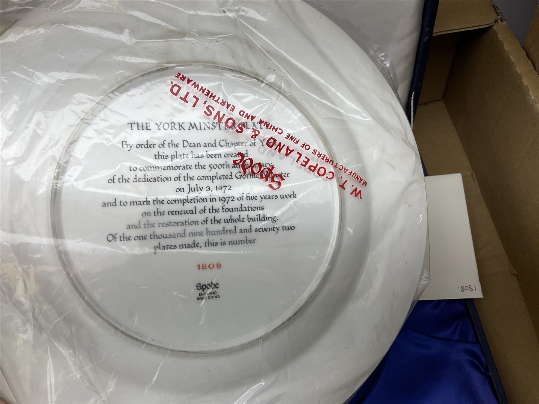 Twin handled cache pot in the style of Herend Hungary, stamped VA Portugal, decorated with birds upon branches, Mason's Ironstone large footed bowl in the Mandarin pattern, Spode Gainsborough bowl, Royal Doulton Bird of Paradise plate c1938 D4602, lustre plates, Aynsley, oriental style lidded vase, Portmeirion, lattice creamware, J & G Meakin Sol, Wedgwood, studio pottery, Spode York Minister boxed plate etc