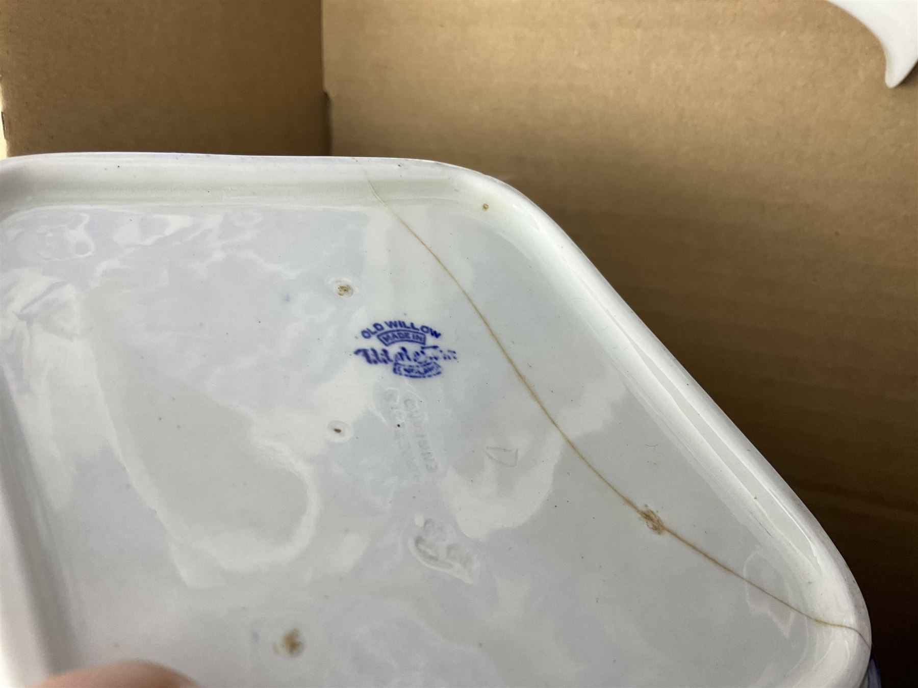 Large collection of blue and white ceramics, to include Spode Italian pattern with blue mark, Wood and Sons Yuan, pickle dish, Delft style etc, dinner plates, tea wares, bowls etc in six boxes