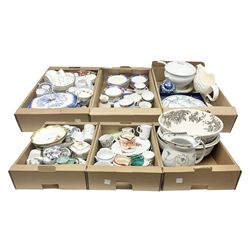 Spodes velamour twin handled mantel vase, together with Royal Doulton wash stand set, Royal Worcester coffee cans and saucers and other ceramics, in six boxes 