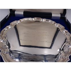 Modern silver salver, of typical form, with pie crust rim and presentation engraving to centre, D30.5cm, hallmarked Camelot Silverware Ltd, Sheffield 1994, cased 