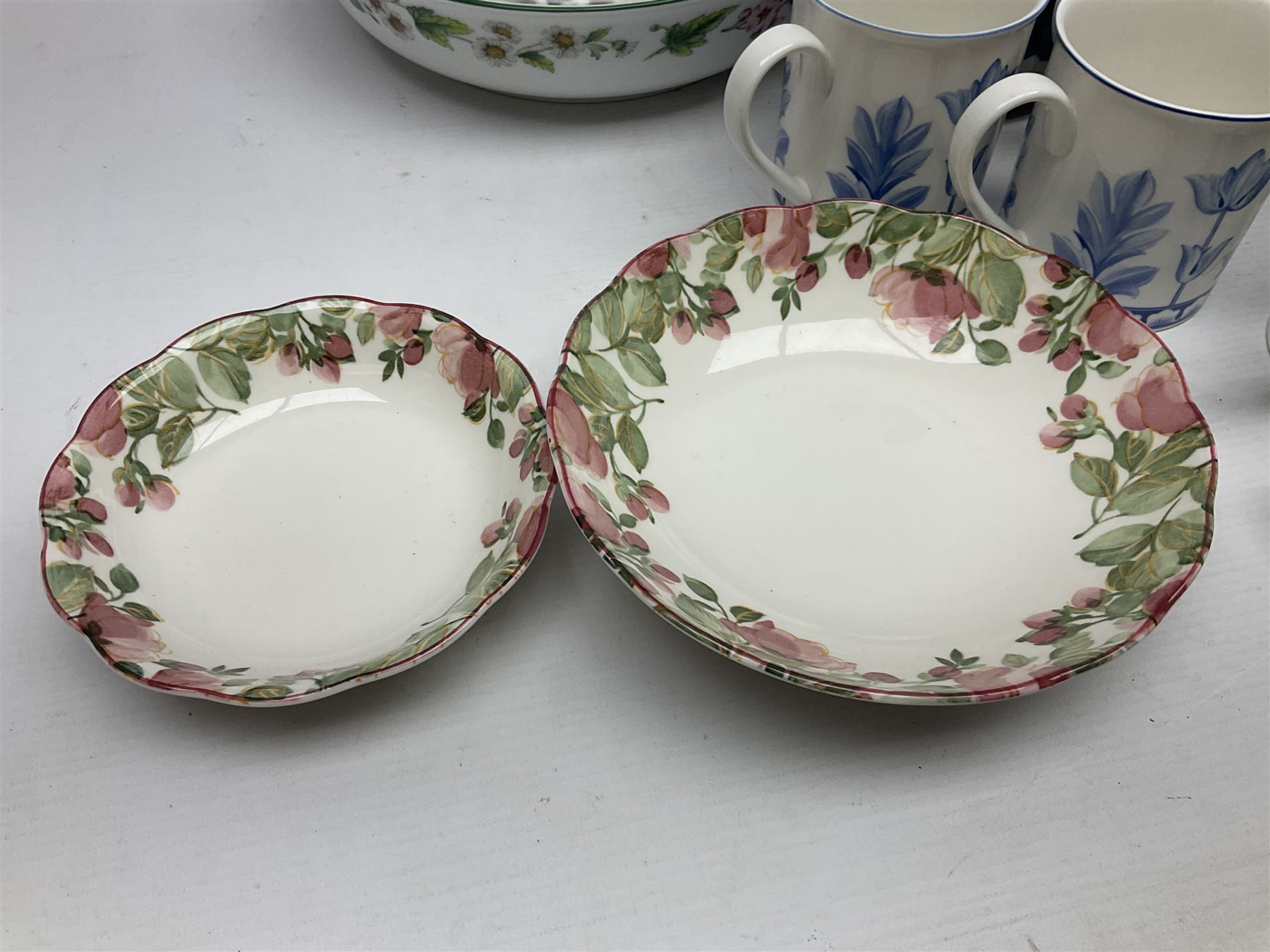 Royal Worcester Herbs oven dish, tray and bowl, together with Villeroy & Boch mugs, Royal Worcester coasters etc 