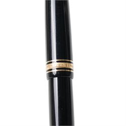 Montblanc - Meisterstuck no.149 fountain pen, with 14ct gold nib stamped 4810 14c 585, with black resin barrel and cap, boxed